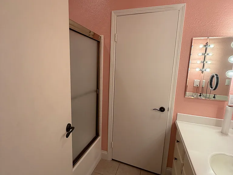 8147 N Cedar Ave #107 — Photo 36