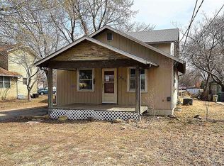 1832 NW Fillmore St, Topeka, KS 66608