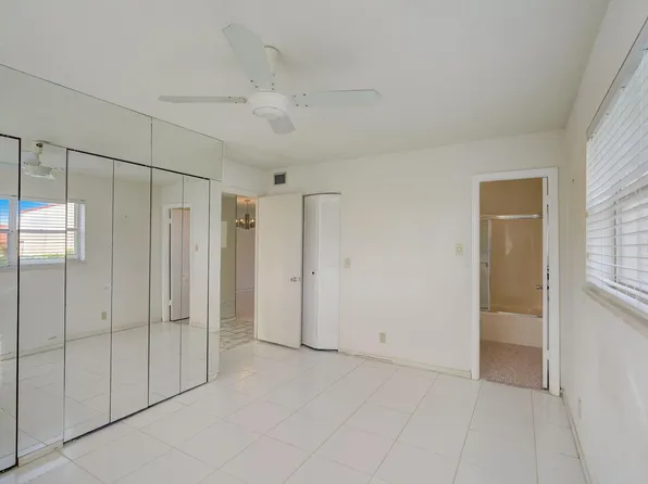 419 Lake Carol Drive #419, West Palm Beach, FL 33411