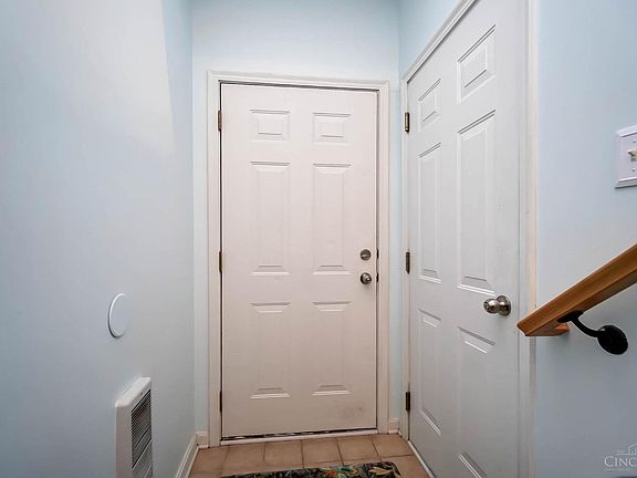3rd image of 2425 Elderberry Ct