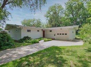 1710 Dondee Rd, Madison, WI 53716