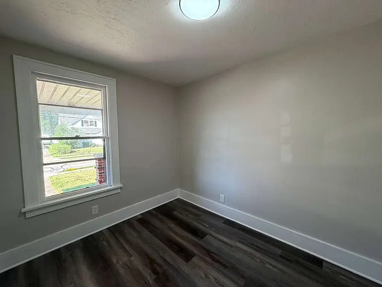 1700 E 290th St #1 — Photo 12