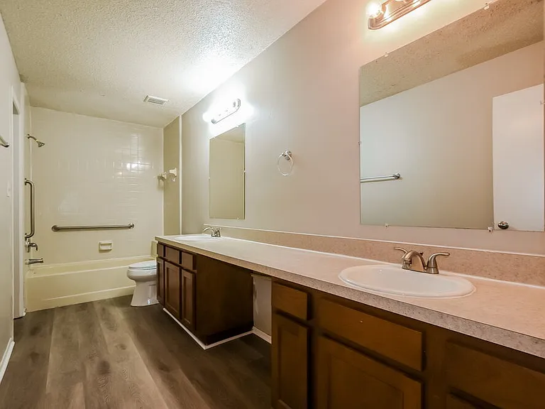 3598 S Saint Lucie Dr — Photo 10