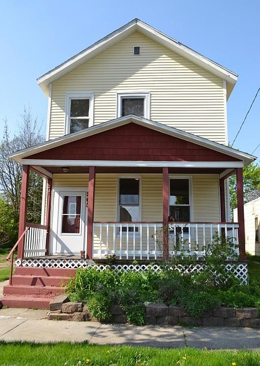 1st image of 865 5th St NW