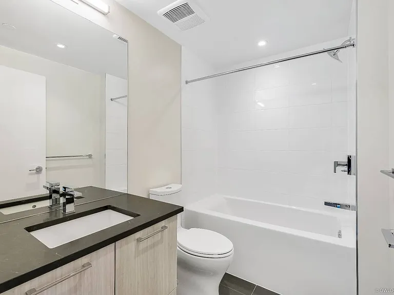 3559 E Kent Ave N #Townhouse 3 — Photo 10
