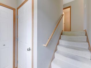 4947 Emmit Dr N UNIT 1, Hugo, MN 55038