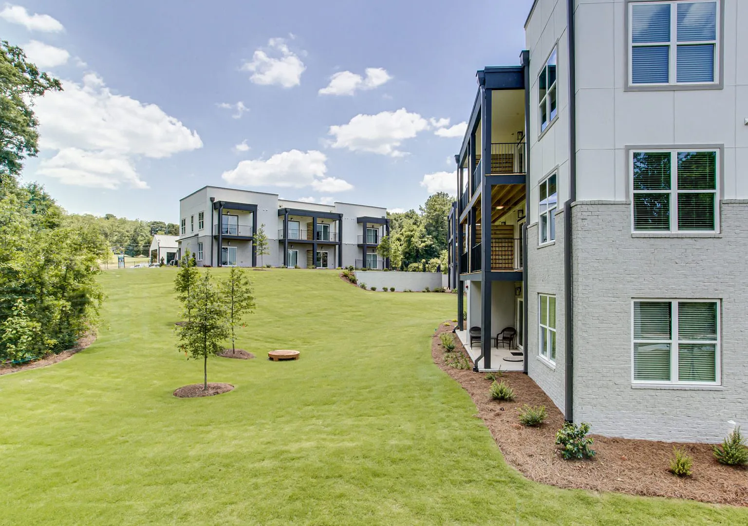 Wisteria Ridge — Photo 2