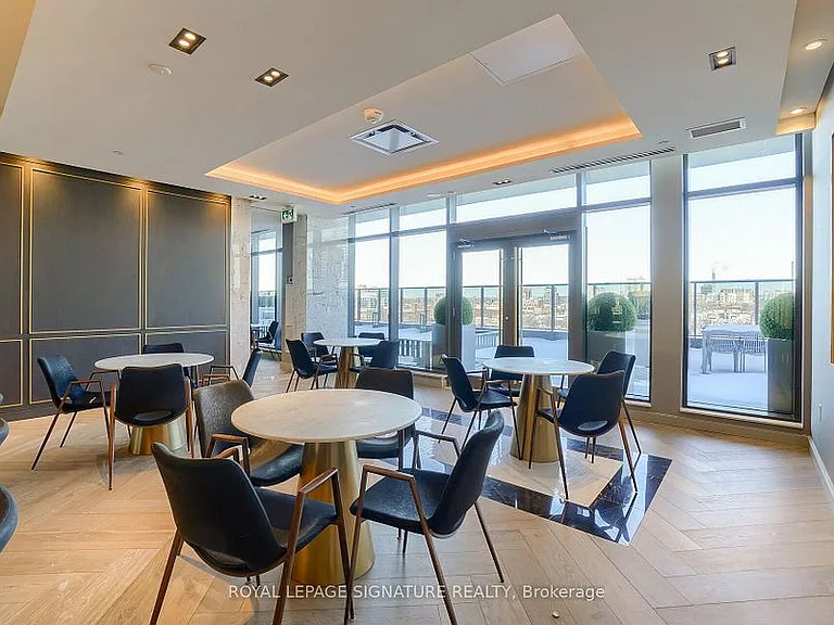 330 Richmond St W #609 — Photo 13