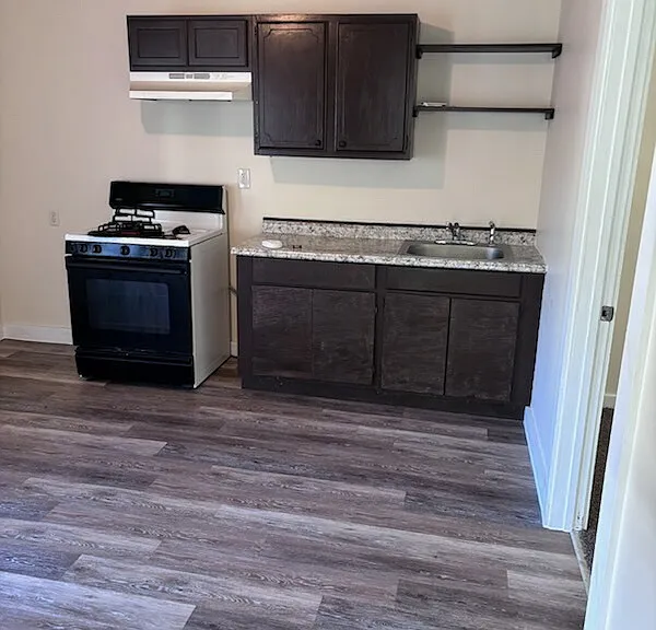 511 E 14th St #1 — Photo 1