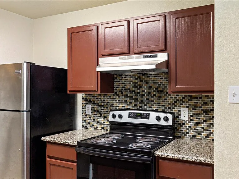 887 Sagewood Trl — Photo 9