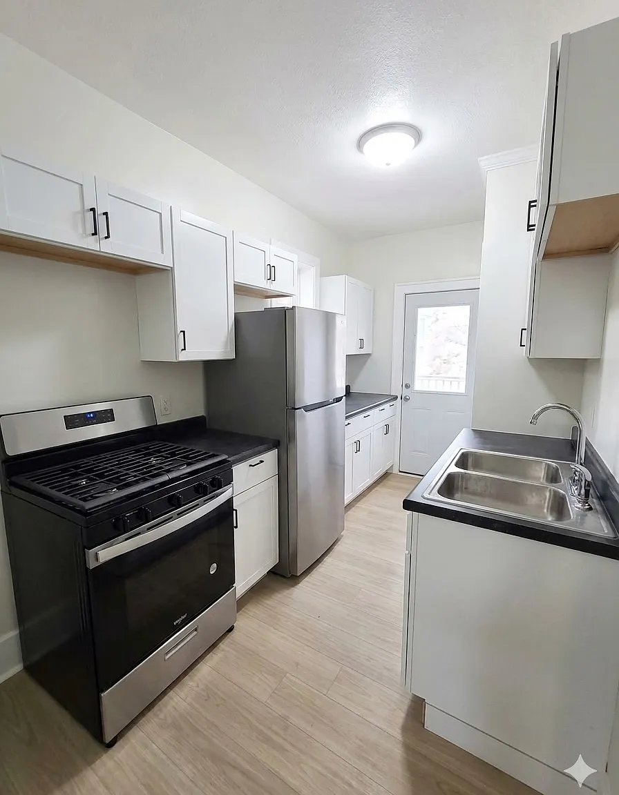 316 North Broad St. (8 plex) — Photo 4
