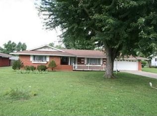 3929 S Broadway Ave, Springfield, MO 65807