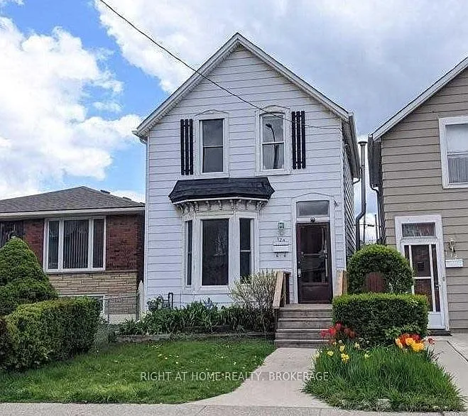 3 bed, $2,500 — Photo 1