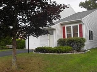 402 Chadwick Rd, Schenectady, NY 12304