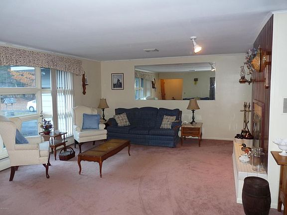 Spacious Living Room