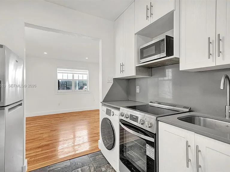 935 Meridian Ave #2 — Photo 6