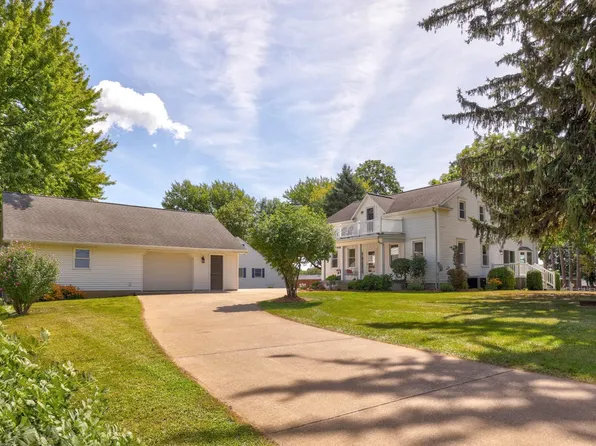 216 List St, Frankenmuth, MI 48734