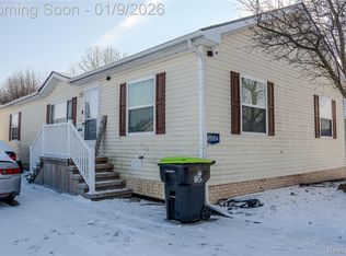 45954 Bonaventure Dr, Macomb, MI