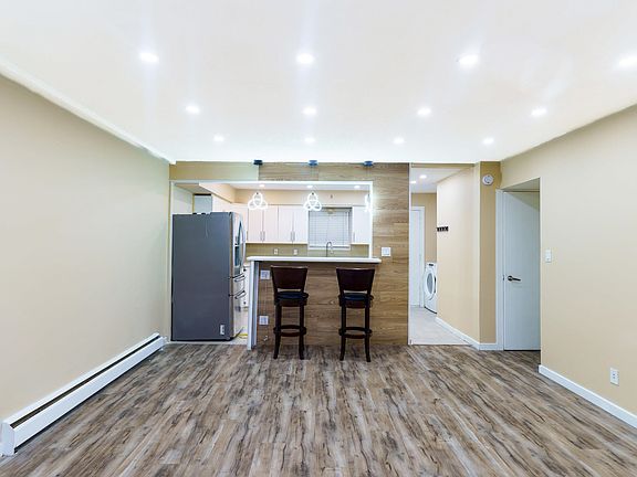 4th image of 21462 Mayo Pl