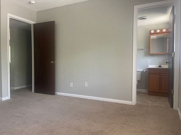 4th image of 400 N Oakland Ave #40