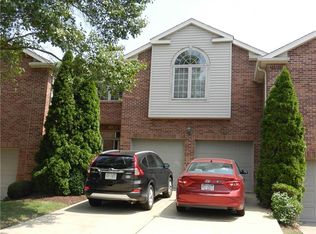 145 Fairway Landings Dr, Canonsburg, PA