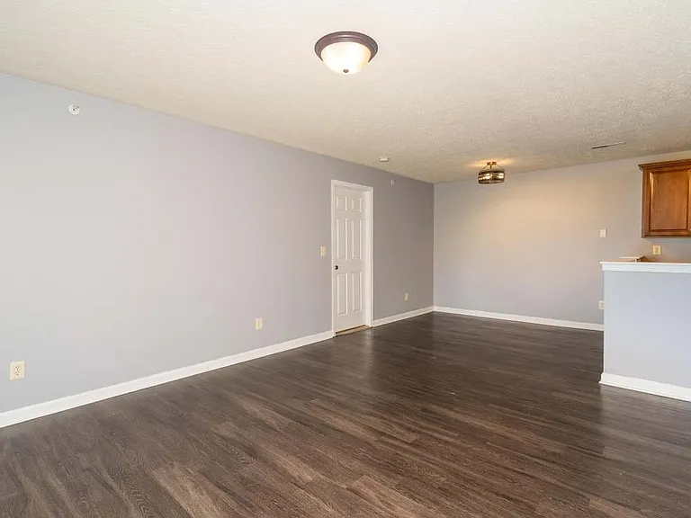 10260 Crossbow Ct #4 — Photo 16