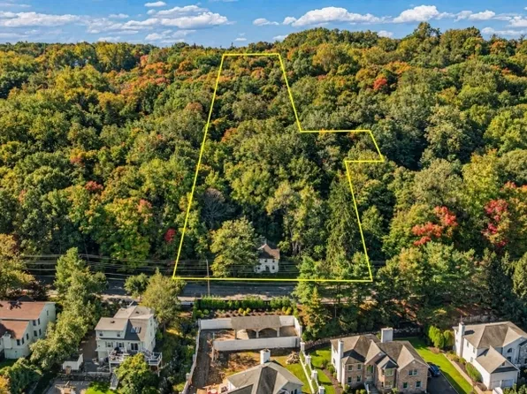 125 W Lindsley Rd, Cedar Grove Twp., NJ 07009