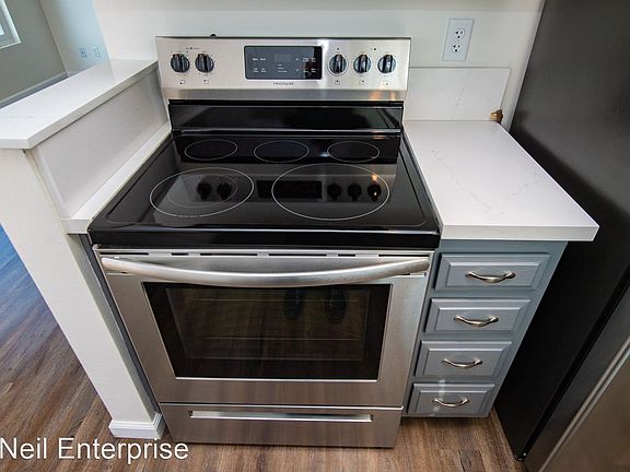 3rd image of 4070 Kansas St APT 206