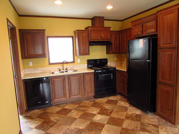 3rd image of 5864 Arcadia Cir