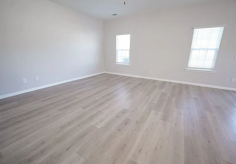 125 Chilburn Cir — Photo 14