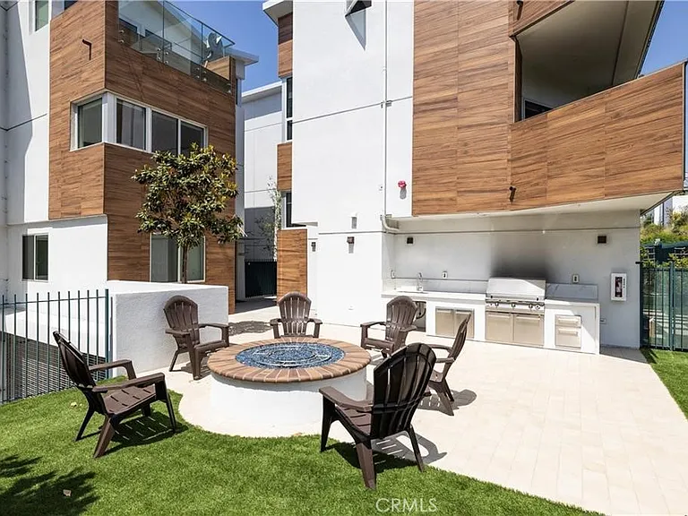 3920 Coast Hwy E — Photo 39