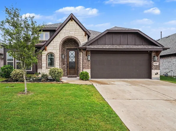4381 Sun Meadow Dr, Joshua, TX 76058