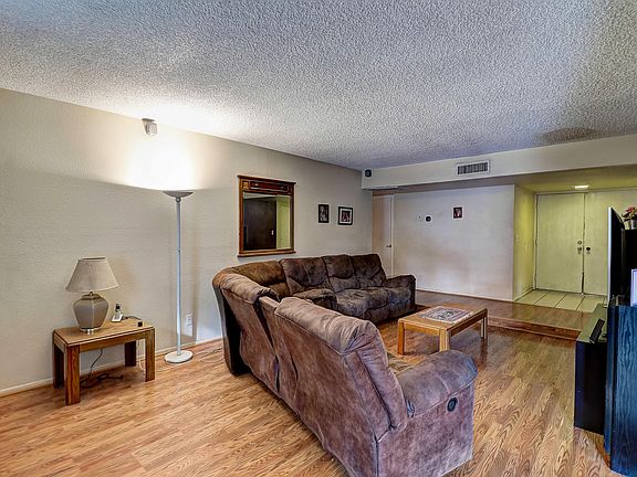 5th image of 5823 W Michelle Dr