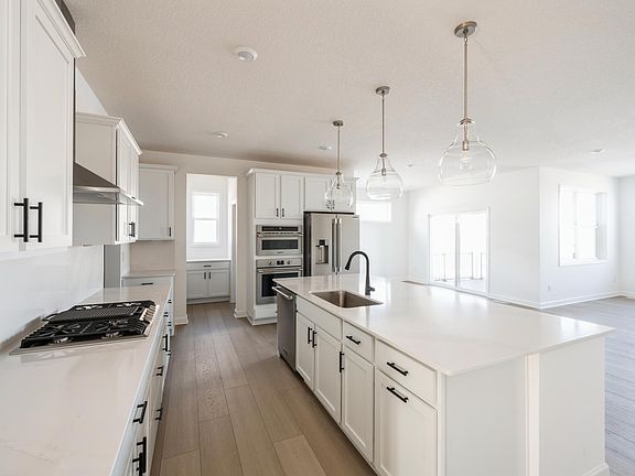 2nd image of 5190 Long Pointe Bay