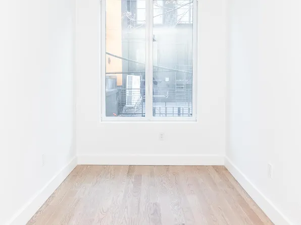 96 Moore Street image 8 of 29