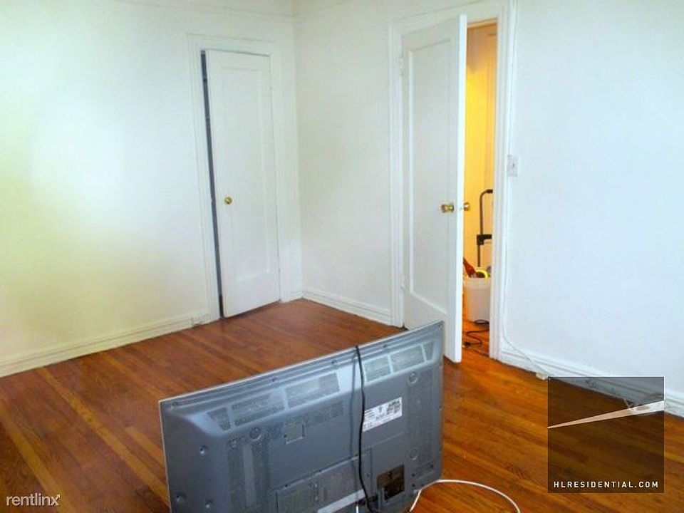 2nd image of 4317 48th St APT 1H