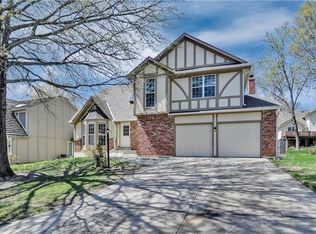 5636 N Clinton Pl, Kansas City, MO 64119