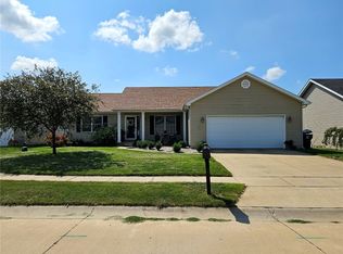 313 Kings Mantle Ct, Mt Zion, IL