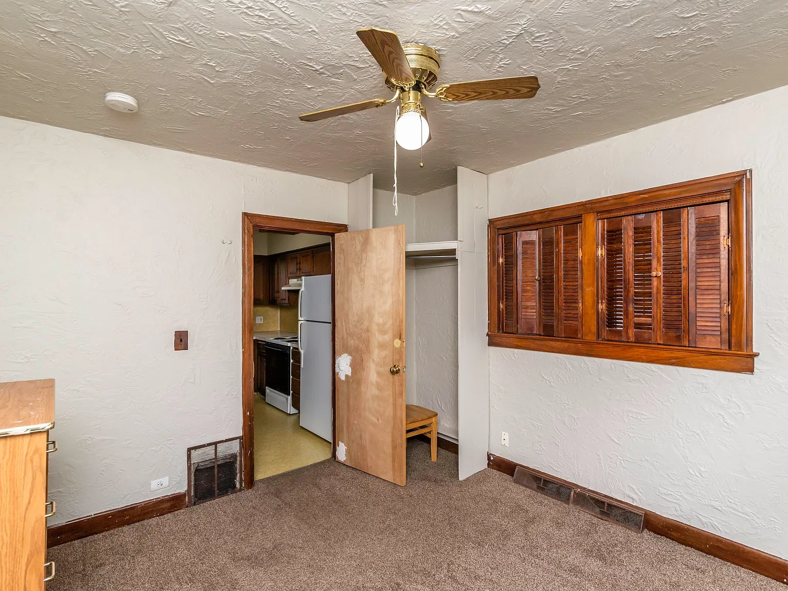 800 Sylvan - 1 — Photo 4