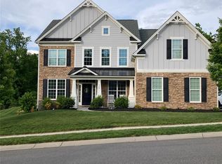 323 Forsythia Ln, Tega Cay, SC 29708