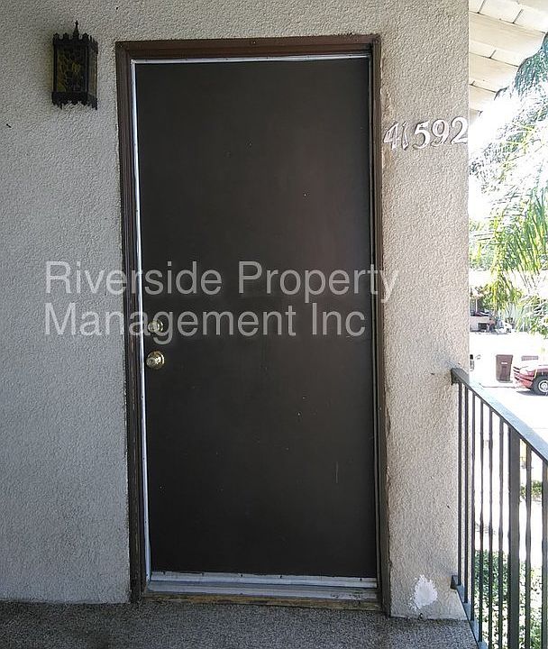 1st image of 41592 Marine Dr