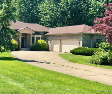 4396 Autumn Ln, Lewiston, NY, 14092
