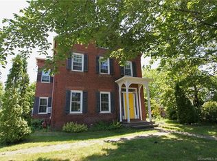 458 Palisado Ave #1, Windsor, CT 06095