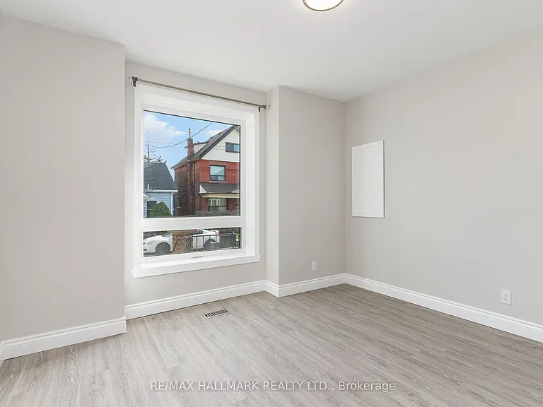 291 Emerald St N #MAIN — Photo 9