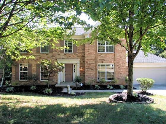 2nd image of 776 Foresthill Dr