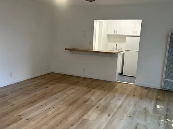17 Brooks Ave APT 1, Venice, CA 90291