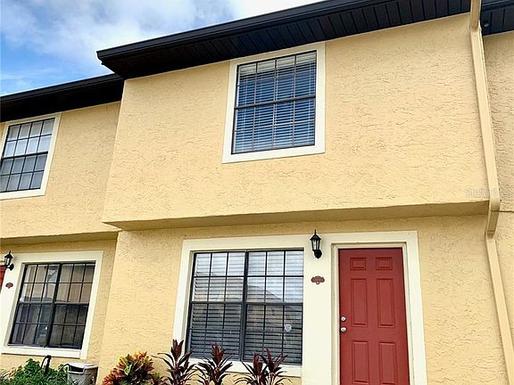 2nd image of 7457 Wynnewood Sq #184