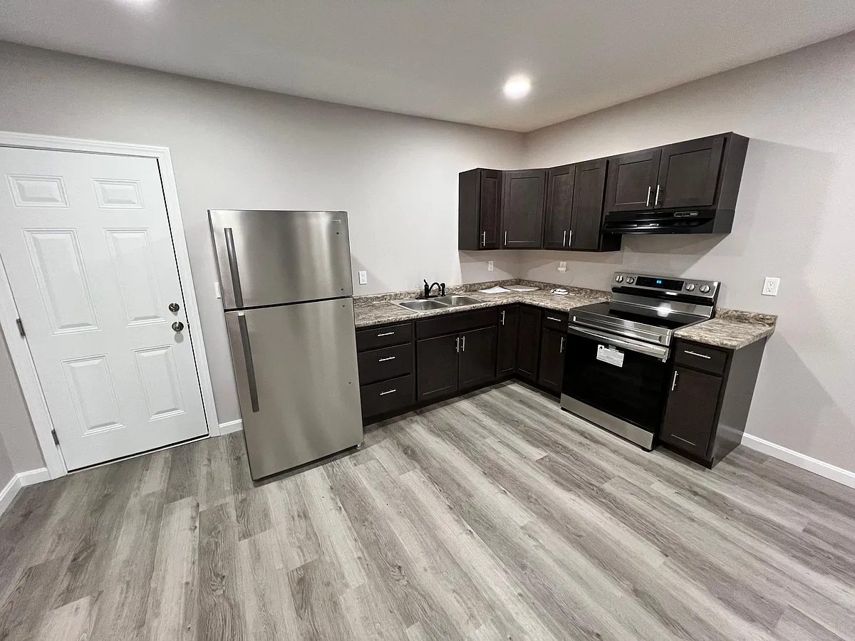 Building Photo - 134 Bartlett St #2