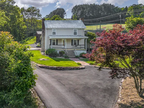 21 Murat Rd, Lexington, VA 24450