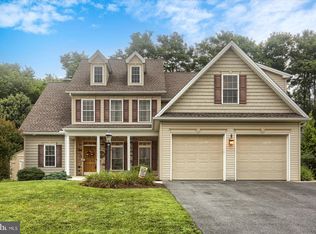 214 Hope Dr, Boiling Springs, PA 17007